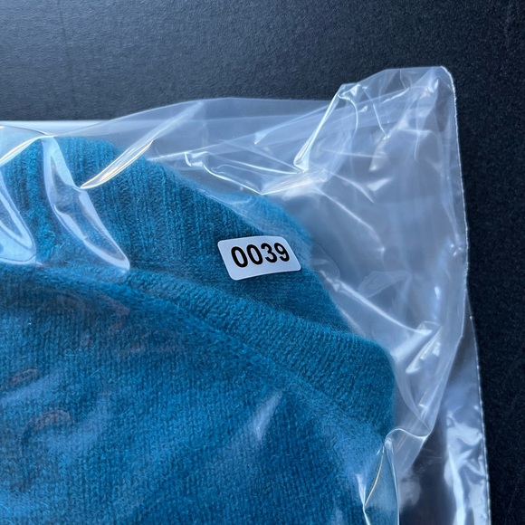 Cynthia Rowley 100% Cashmere Cardigan Sweater Small Peacock Blue Open Front Soft - Picture 15 of 15